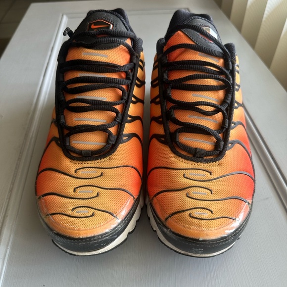 Nike Air Max Plus “Sunset/ Pimento” 2018 (sz 11) - Picture 5 of 8